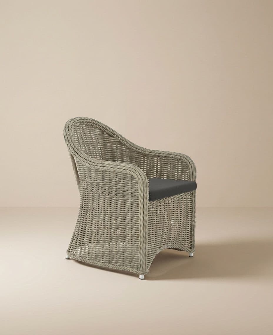 ARM CHAIR