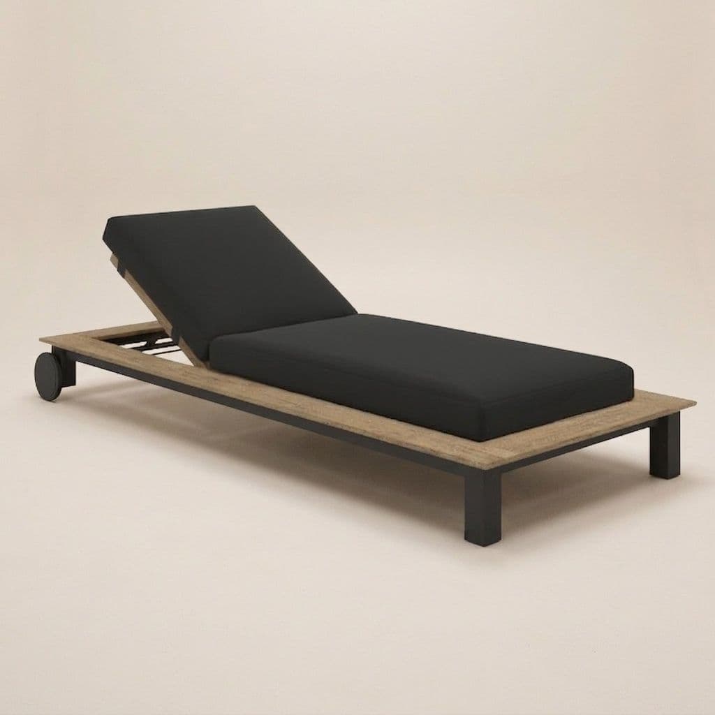 DECK LOUNGER